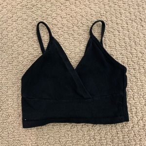 black cropped tank